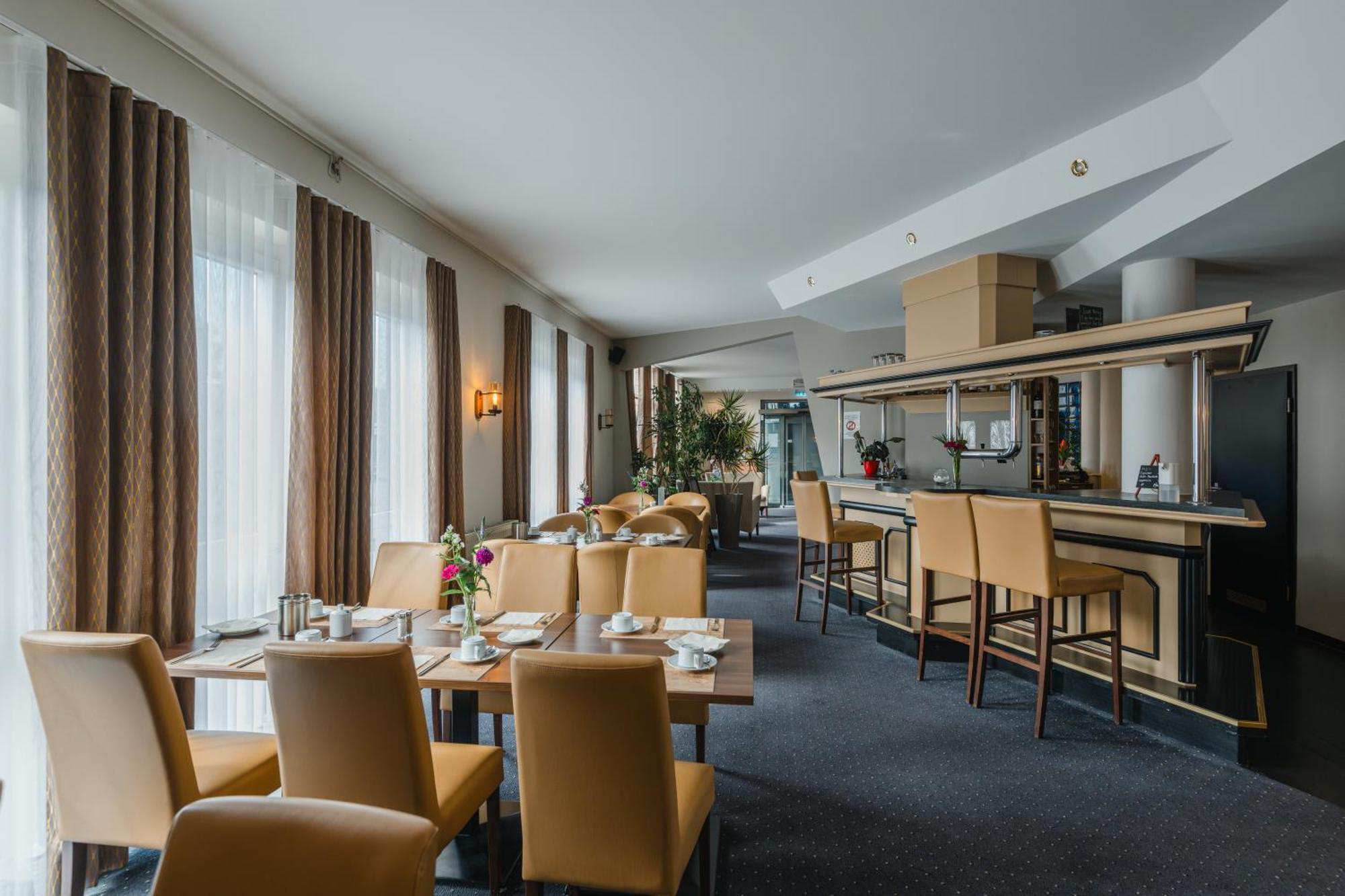 Hotel Mirage Duisburg Exterior photo